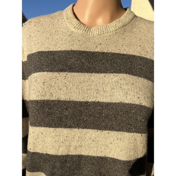 Gap Women’s Knit Sweater Lambswool Nylon Gray Stripes Size S - Picture 4 of 6